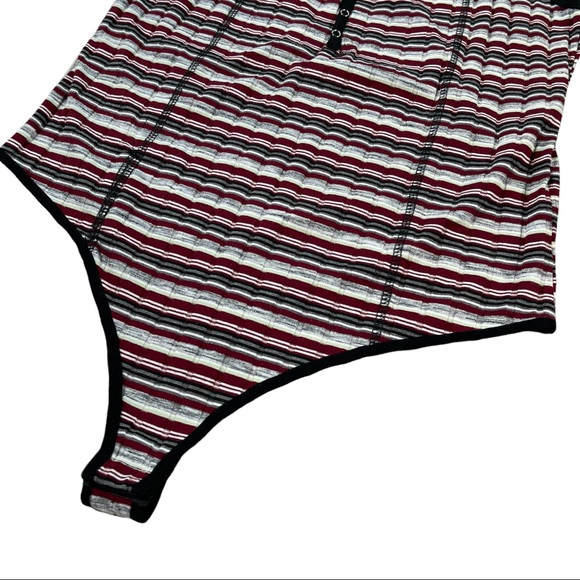 POL size large black, grey, red, cream, & white striped bodysuit, snap bottom - Picture 4 of 16